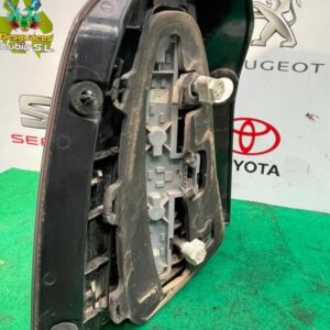 Piloto trasero derecho Opel Zafira B 1.9 CDTI (100 cv)