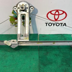 Elevalunas trasero derecho Opel Zafira B 1.9 CDTI (100 cv)