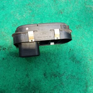 Mando elevalunas trasero izquierdo Ford Escort VII (GAL,AAL,ABL) 1.8 TD (90 cv)