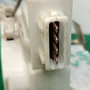 Cerradura puerta delantera izquierda Seat Cordoba Vario (6K5) 1.4 i (60 cv)