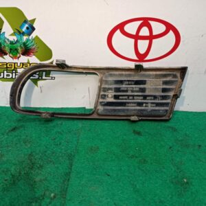 Rejilla paragolpes derecha Seat Cordoba Vario (6K5) 1.4 i (60 cv)