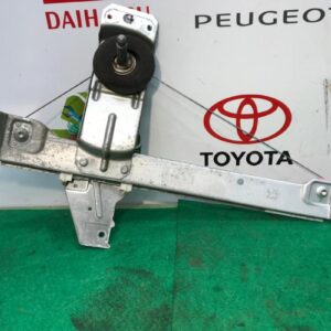 Elevalunas trasero derecho Peugeot 207 1.4 i (75 cv)