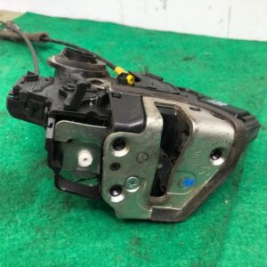 Cerradura puerta trasera derecha Toyota Corolla Verso III 1.6 16V (132 cv)