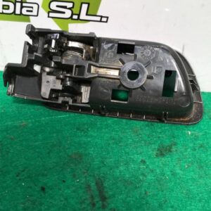 Maneta interior delantera izquierda Toyota Corolla Verso III 1.6 16V (132 cv)