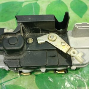 Cerradura puerta delantera izquierda Citroen C5 I (Fase II, 2004) 2.0 HDi (136 cv) FAP