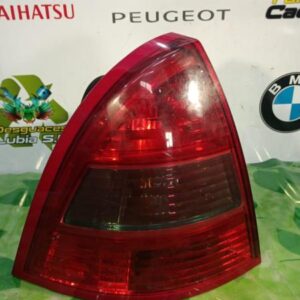 Piloto trasero izquierdo Citroen C5 I (Fase II, 2004) 2.0 HDi (136 cv) FAP