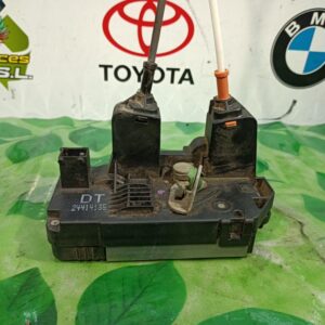 Cerradura puerta trasera derecha Opel Zafira A (T3000) 1.6 16V (101 cv)