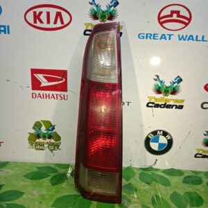 Piloto trasero izquierdo Opel Meriva A (Versión 2006) 1.3 CDTI (75 cv)