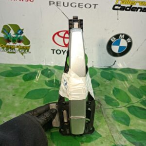 Mando elevalunas delantero derecho Chevrolet Aveo II Hatchback 1.2 16V (86 cv)