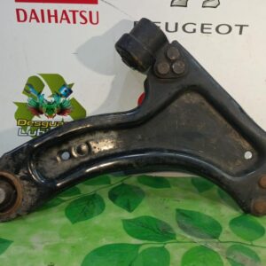 Brazo suspension inferior delantero izquierdo Opel Meriva A (Versión 2006) 1.3 CDTI (75 cv)