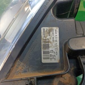 Faro derecho Peugeot 207 1.6 HDi (110 cv)